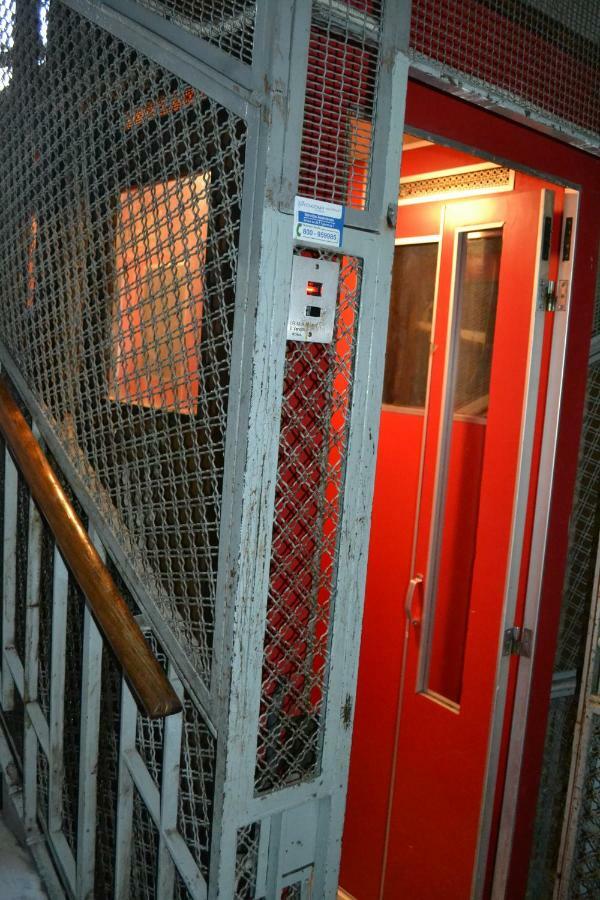 Dixi Bird Guesthouse ローマ エクステリア 写真